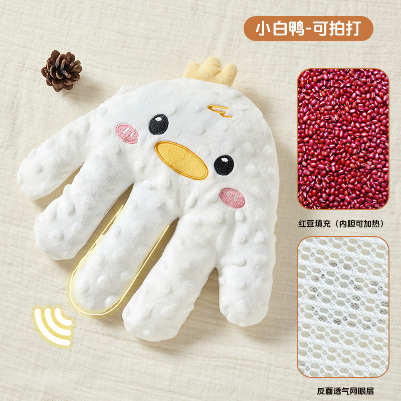 White duck-pat
