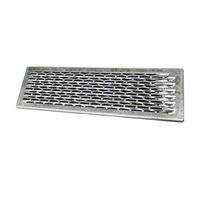Grille de sécurité antidérapante en aluminium au design moderne pour passerelles, marches d'escalier métalliques et revêtements de toiture et de sol, durable