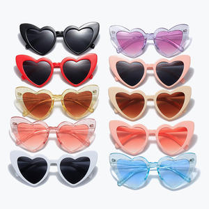 Gafas de Sol UNOC con Logotipo Personalizable, 7 Colores, Diseño de Corazón, Bisagras Metálicas, para Bodas y Fiestas, PC Blanco Rojo - Product Image 2