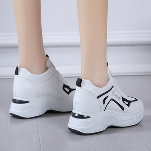 Primavera nuove <span class=keywords><strong>scarpe</strong></span> invisibili spesse stile coreano <span class=keywords><strong>con</strong></span> fondo spesso Versatile per studenti Casual sport eleganti <span class=keywords><strong>scarpe</strong></span> singole - Product Image 3