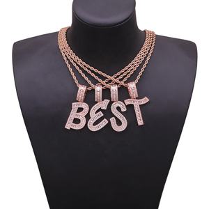 Venta al por mayor de moda Bling Latón chapado en oro Baguette Zircon 26 letras colgante collar para Mujeres Hombres Iced Out inglés encanto joyería - Product Image 3