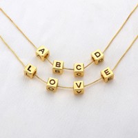 Pendentif en forme de lettre en laiton plaqué or 18 carats, perle alphabet cube pour la fabrication de colliers, bracelets et bijoux