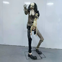 Décoration d'Accessoires de Boucherie Effrayante de Citrouille, Clown Zombie Animatronique Suspendu d'Halloween Prêt à l'Expédition pour Attraper les Enfants et l'Épouvantail Fantôme