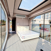 Capsules spatiales habitables, maisons mobiles préfabriquées, mini-maisons sur roues