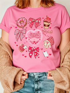 DaisyKache T-shirt da donna taglie forti girocollo a maniche corte con stampa motivo caffè e fiocco, casual, vestibilità ampia, per San Valentino, 100% cotone - Product Image 1
