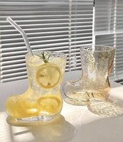 Tasse de fête personnalisée Creative Mini Juice Tumbler Tankard Verres à liqueur de bière allemande Football Football Rugby Réutilisable Cowboy Boot Cups