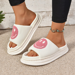 Nouveauté 2026 : Chaussons <span class=keywords><strong>Smiley</strong></span> unisexe pour couple, d'intérieur, mignons, à semelle épaisse, très populaires à l'international - Product Image 6