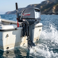 Moteur de bateau portable 15 CV à deux temps, moteurs de bateau anti-corrosion à faible consommation de carburant, idéal pour les petits bateaux pneumatiques en caoutchouc