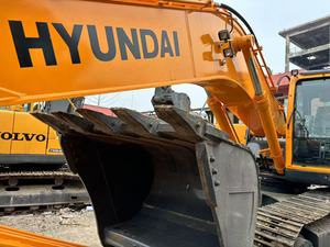 Excavadora Hyundai 330 Usada, Modelo 2022, 33 Toneladas, Motor, Caja de Cambios, Bomba - Product Image 3