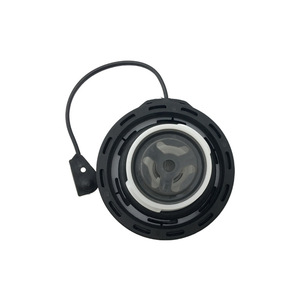 Bouchon de réservoir de carburant LR053665 pour Land Rover Chery Jaguar Range Rover Sport, matériau ABS, 7.8x7.5x6.1cm - Product Image 1