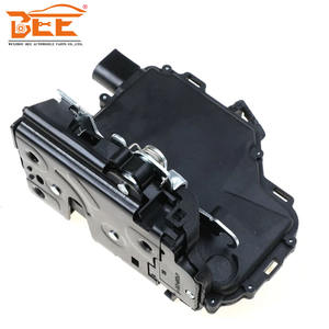 Actionneur <span class=keywords><strong>de</strong></span> verrouillage <span class=keywords><strong>de</strong></span> porte arrière gauche pour VW Golf 3B4839015A 3B4 839 015A 3B4839015AE 3B4839015AL 5Z4839015 3B4839015M 3B4839015 - Product Image 6