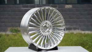 Llantas <span class=keywords><strong>de</strong></span> Motocicleta Personalizadas, Radios <span class=keywords><strong>de</strong></span> Aluminio Plateado Pulido, Ruedas Forjadas con Garantía <span class=keywords><strong>de</strong></span> 5 Años - Product Image 3