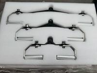 Kit d'accessoires de fitness : Barre de traction dorsale multi-positions réglable à 360° et ensemble d'attaches pour câble, pour exercices de tirage dorsal, de fly pectoral et de rame assise