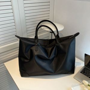 Sac de voyage et de sport pour femme, nouveau design, personnalisable avec logo, idéal pour le yoga, la gym, les sorties nocturnes et les activités de plein air - Product Image 4