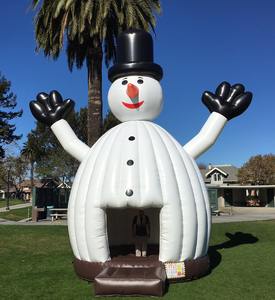 2020 عيد الميلاد في الأماكن المغلقة في الهواء الطلق الأبيض تفجير نطاط خيمة على شكل قلعة رجل ثلج قابل للنفخ الحارس للبيع - Product Image 6