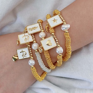 <span class=keywords><strong>Bracciale</strong></span> con perline alla moda a forma <span class=keywords><strong>di</strong></span> cuore a forma <span class=keywords><strong>di</strong></span> stella con ciondolo a forma <span class=keywords><strong>di</strong></span> stella a forma <span class=keywords><strong>di</strong></span> cuore 18k placcato in oro placcato placcato gioiello Multi-stile <span class=keywords><strong>bracciale</strong></span> da donna - Product Image 5