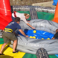 Usine professionnelle vente gonflable d'hippopotame de défi pour la boule Gonflable team building jeu gonflable d'hippopotame à vendre