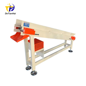 Küçük Boyutlu Menteşeli Tip Talaş Konveyörü Mini CNC Makinesi için Kompakt Çıtalı Bantlı Konveyör - Product Image 4