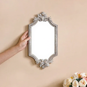 Best Quality Modern Brass Metal Customized Decorative Wall <b>Mirror</b> for Wedding Home Decor Handmade Lightweight for Export Sale - Product Image 1