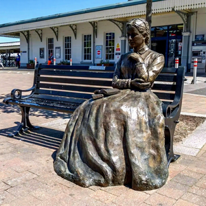 Sculpture en bronze grandeur nature gravée d'une femme assise sur un banc à vendre, statue de Charlotte Mary Yonge pour l'extérieur - Product Image 1