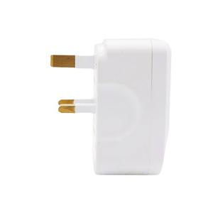 Adaptateur de sécurité en plastique E823 avec prise britannique standard 13A et port USB pour le commerce extérieur - Product Image 3