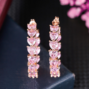 Orecchini a Cerchio Grandi a Forma di Cuore Rosa per Donne, Design Versatile e Dolce, Gioielli alla Moda - Product Image 6