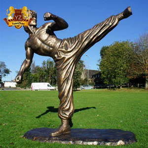 Figura <span class=keywords><strong>de</strong></span> acción personalizada <span class=keywords><strong>de</strong></span> tamaño real, escultura famosa china <span class=keywords><strong>de</strong></span> Kungfu, estatua <span class=keywords><strong>de</strong></span> bronce <span class=keywords><strong>de</strong></span> <span class=keywords><strong>Bruce</strong></span> <span class=keywords><strong>Lee</strong></span> - Product Image 1