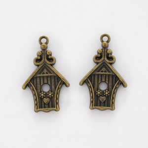 Colgantes de Metal de Alta Calidad con Forma de Corazón de Pájaro en Miniatura, Adornos Clásicos de Joyería, Dijes de Moda para Decoración - Product Image 3