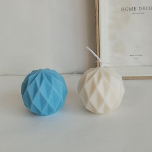 แม่พิมพ์เทียนเรซิ่นรูปทรงเรขาคณิตแบบขายส่ง แม่พิมพ์ซิลิโคนแบบกริด สำหรับทำเทียนหอมตกแต่งบ้าน - Product Image 4