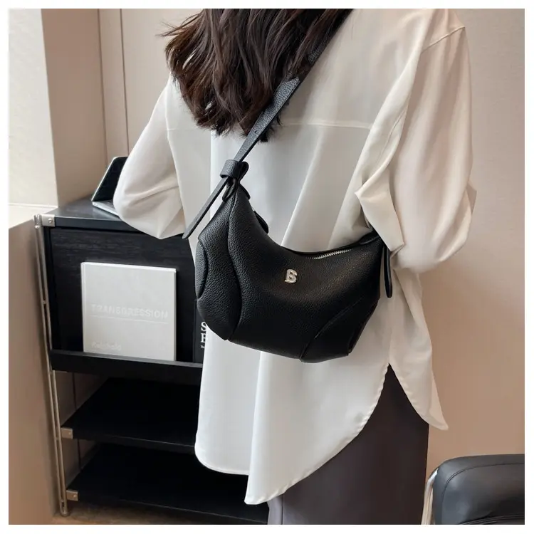 Surprise Price Pu White Women's Messenger Bags Unique Designer Handbags For Women Urban Simplicity Silver