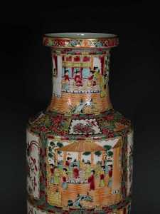 Jarrones de Porcelana China Antigua Canton Rose (Famille Rose) con Figuras de Riqueza y Pájaros Entre un Patrón Floral SLD26012 - Product Image 3