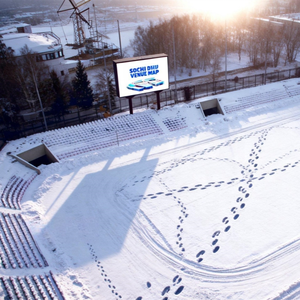 RAYBO Pantalla LED Grande Doble Montada en Pilar para Publicidad, Pantalla Digital LED Comercial Exterior para Estadios - Product Image 3