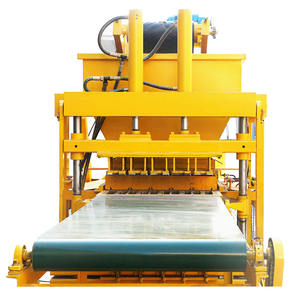 เครื่องทำอิฐบล็อกคอนกรีตสีแดงด้วยระบบไฮดรอลิกอัตโนมัติเต็มรูปแบบ ปี 2026 - Product Image 4