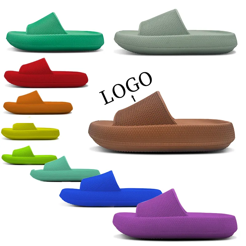 Женские сандалии с логотипом