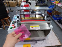 Machine automatique de découpe et de thermoscellage de film PE 750W 34m/min, découpeuse de rouleaux en feuilles de 300mm pour l'emballage alimentaire