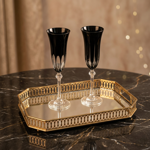Elegant Gold <b>Mirrored</b> Serving Tray With <b>Octagonal</b> Design Polished Metal Finish Residential Use - Product Image 4