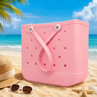 Sac de plage tendance en EVA avec trous DIY, imperméable, grande capacité, sac fourre-tout d'été, compatible avec les breloques de chaussures en caoutchouc, sac à main lavable