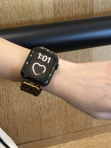 Correa de reloj inteligente Upro con estampado de leopardo para mujer, cierre magnético para Apple Watch Series 11/10/9/8/SE/3/7/6/5/4/3/2/1/Ultra/3/2/1 - Product Image 5