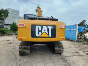 Excavatrice CAT 320D2 de 20 tonnes avec godet de terrassement d'une capacité de 1 m³, modèle d'excavatrice sur chenilles d'occasion cat320d2 - Product Image 3
