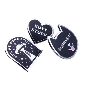 Dropshipping Pines-metal Anime Pins Enamel Soft Custom Black Heart Lapel Pin Hard Cat Cute Enamel Pins