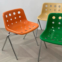 Chaise de jardin pliable et empilable en plastique Haosi pour une utilisation en extérieur, dans la chambre et à l'école