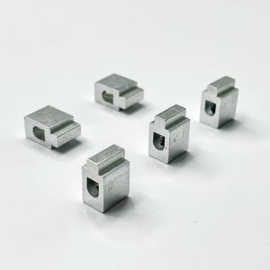 التصنيع باستخدام الحاسب الآلي الدقة طحن تحول الألومنيوم تركيبات مربعة - Product Image 1