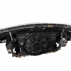 Pour <span class=keywords><strong>Mercedes</strong></span>-Benz <span class=keywords><strong>CLA</strong></span> W118 Kit de carrosserie d'occasion de haute qualité Ensemble de pare-chocs avant avec calandre, ventilateur de radiateur et capteurs de stationnement - Product Image 4