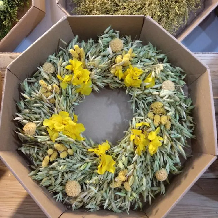2019 new designs preserved flower wreath for spring decoration