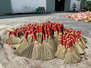 Le balai d'herbe douce d'usine du Vietnam pour nettoyer le clavier et la décoration balaie commodément de petites fentes difficiles à nettoyer - Product Image 2