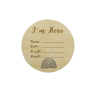 Hello World Rainbow Newborn Annonce Sign Plaque de statistiques de naissance <span class=keywords><strong>en</strong></span> bois avec motif gravé - Product Image 2