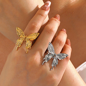 Vente en gros de bijoux en acier inoxydable plaqué or 18 carats, papillon animal massif et imposant, ajustable pour femme, pour cadeau de fête - Product Image 3