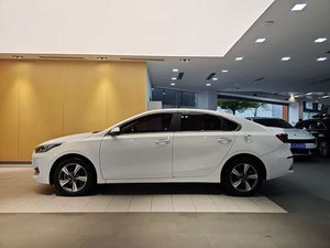 Voiture compacte berline essence <span class=keywords><strong>KIA</strong></span> K3 1.5L CVT Smart <span class=keywords><strong>Connect</strong></span> Edition 2019 d'occasion - Product Image 5