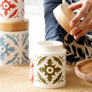 Best Price Custom Kitchen Home Ceramic Seal Containers Candy With Lids Storage Jar