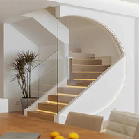 Marches d'escalier modernes en bois massif QIJIAYISHU, marches en bois mat écologiques avec bande LED intégrée pour hôtel, appartement, usage intérieur